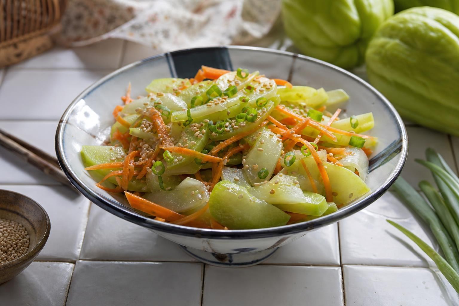 Korean-style chayote salad